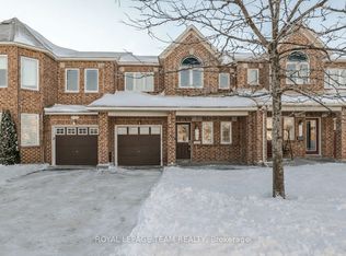 403 Temiskaming Cres, Ottawa, ON K2J 0V7