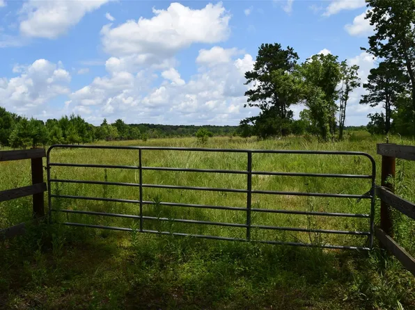620 County Road 301 N, Dayton, TX 77535