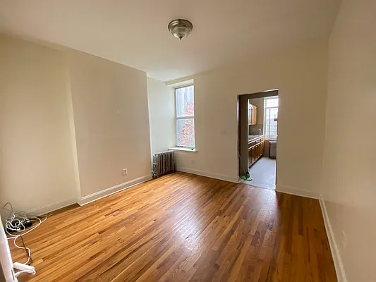 Rented by Lang Realty LLC | media 4