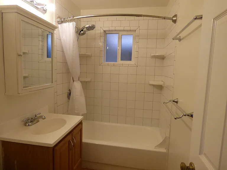 1327 Aspen St — Photo 7