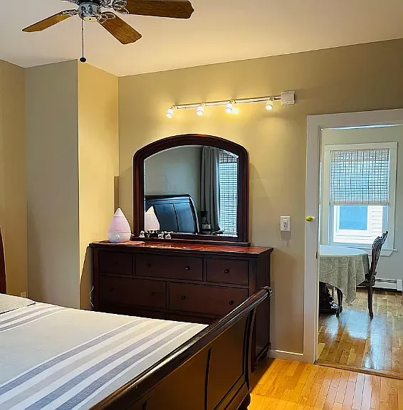 31 Irving St #1 — Photo 5