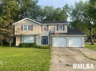 1001 E Dulle St, Marion, IL 62959