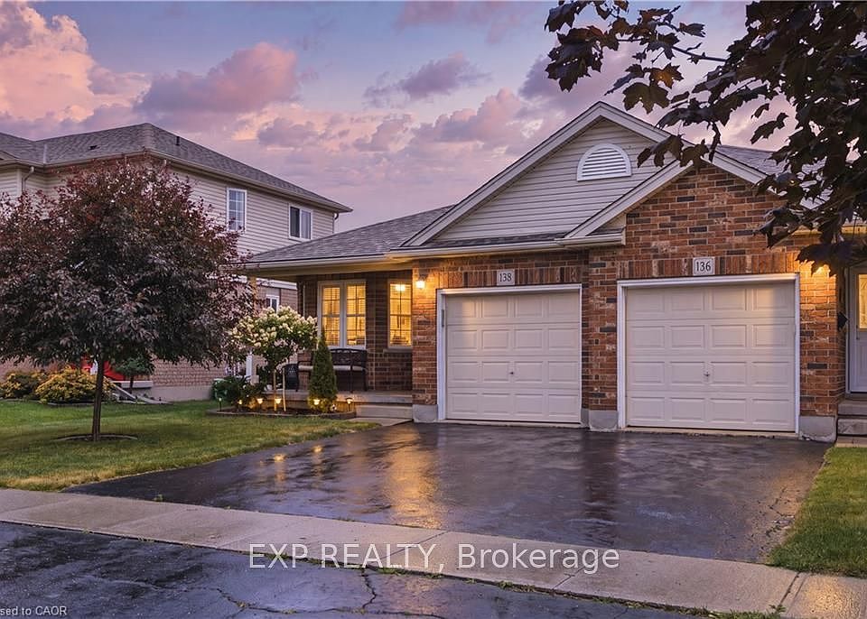 1st image of 138 Stiefelmeyer Cres