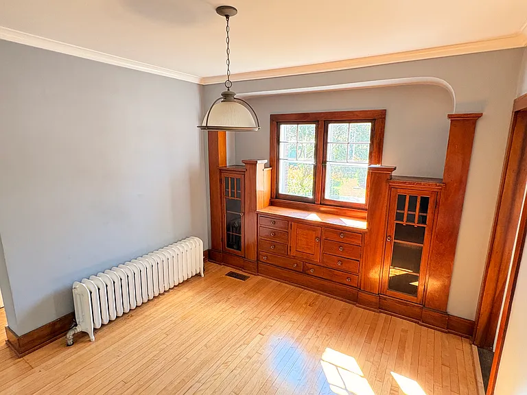 738 S Jackson St — Photo 15
