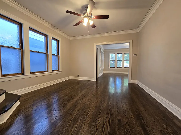 4231 N Marmora Ave — Photo 6