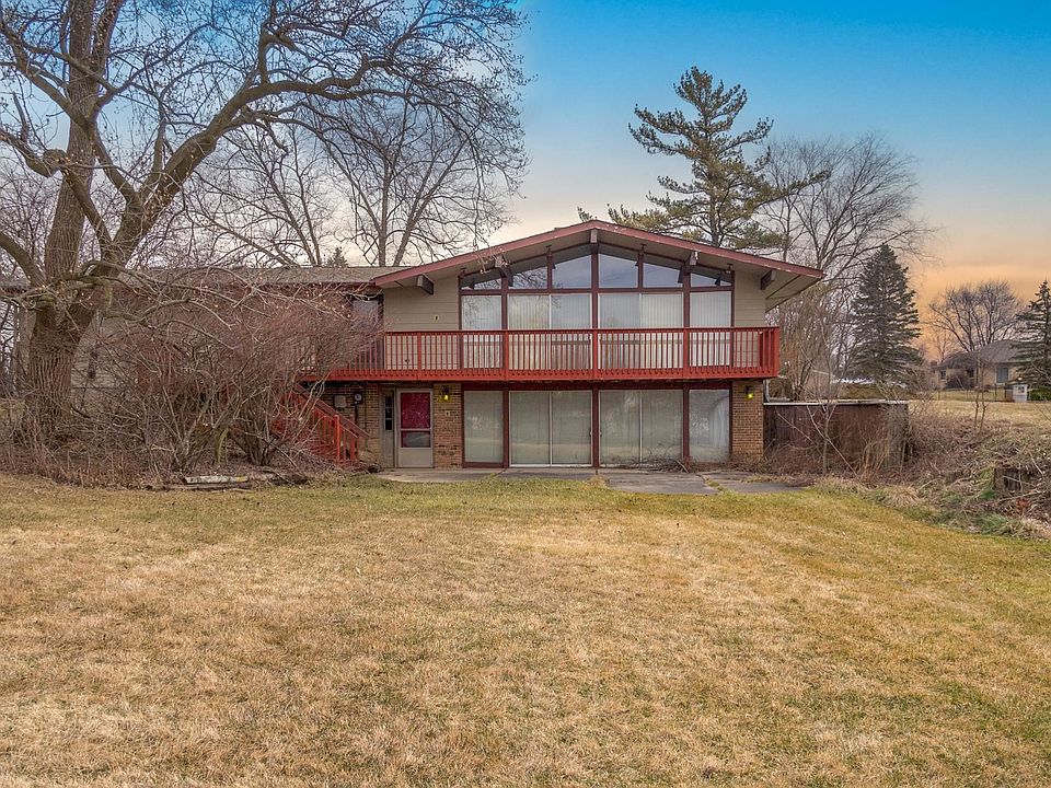 8825 Manor Dr, Fort Wayne, IN 46825 Zillow