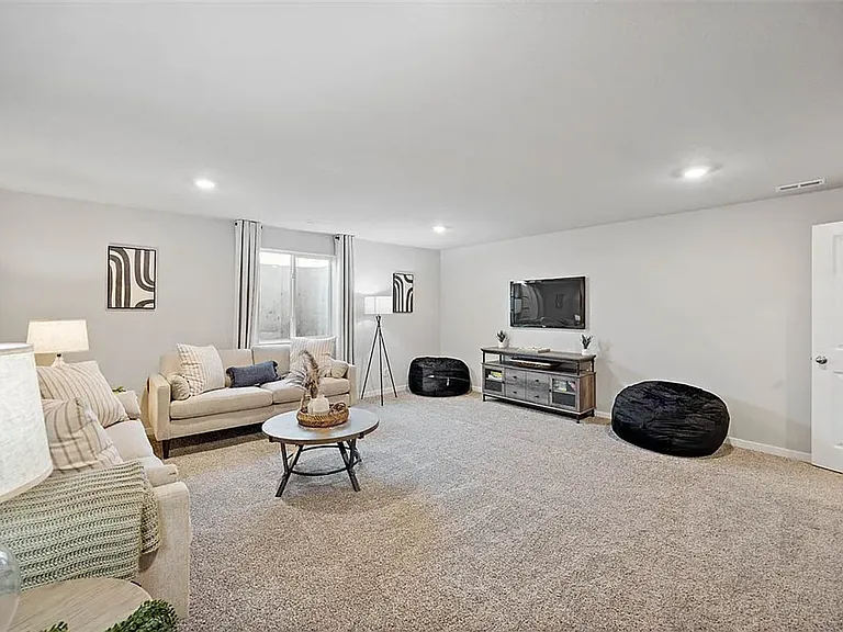 1407 NE Crossing Oaks Dr — Photo 11