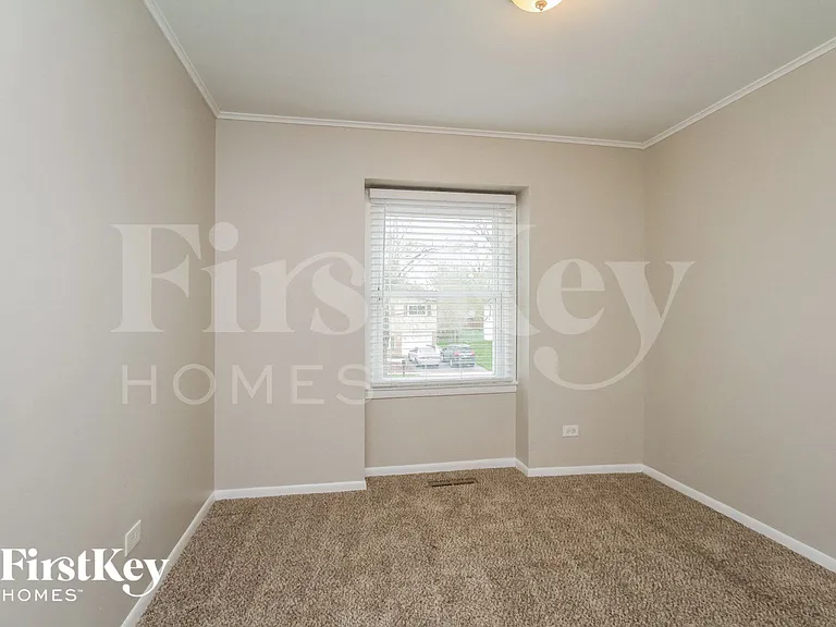4924 Imperial Dr — Photo 11