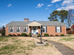 2411 S Stratford Dr, Owensboro, KY 42301