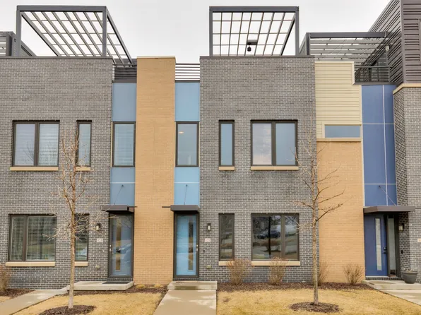 121 E Center St, Des Moines, IA 50309