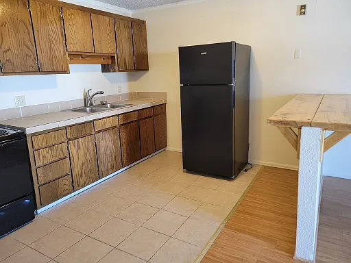 1 bed, 700 sqft, $1,200 — Photo 4