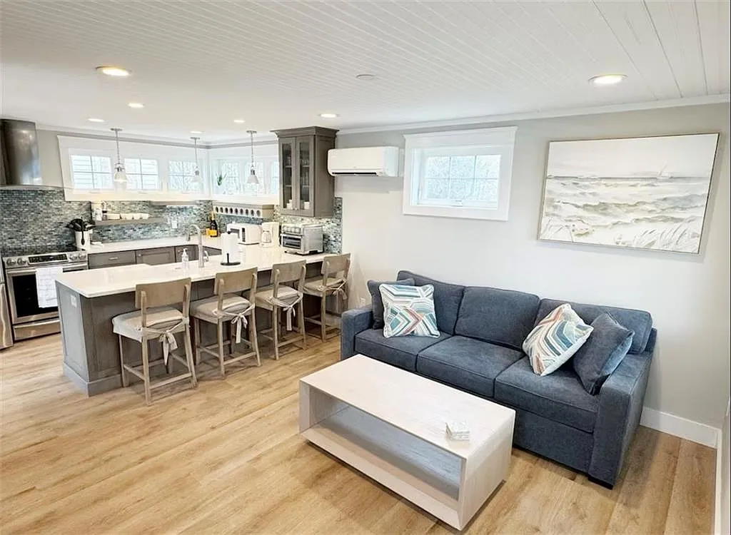 1 bed, 2.0 bath, 760 sqft, $2,500 — Photo 2