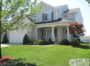 6677 Winter Creek Rd, Muskegon, MI 49444