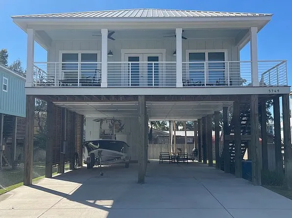 5749 Armadillo Ave, Orange Beach, AL 36561