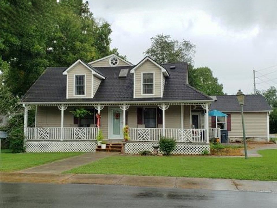 1st image of 117 Garfield St