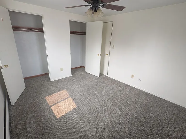 5 Grant Street — Photo 10