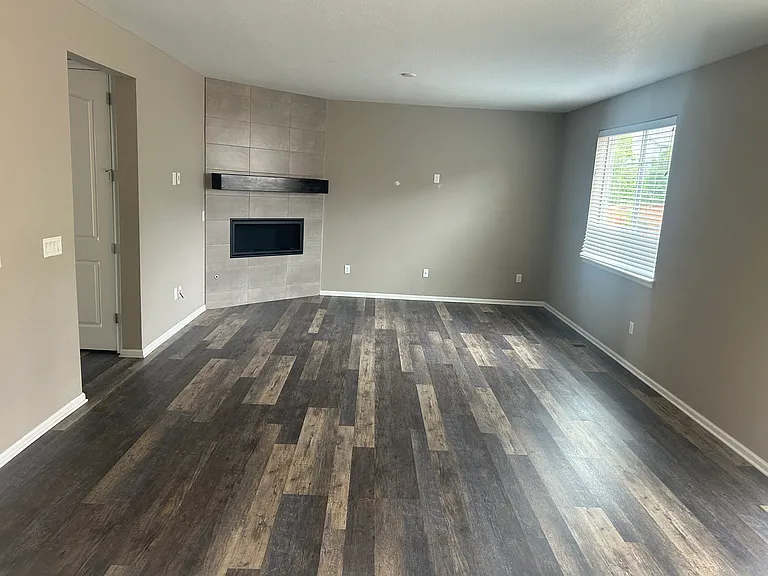 9631 Clermont Ln — Photo 4
