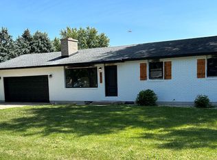 5623 S Forester Dr, Rochelle, IL 61068