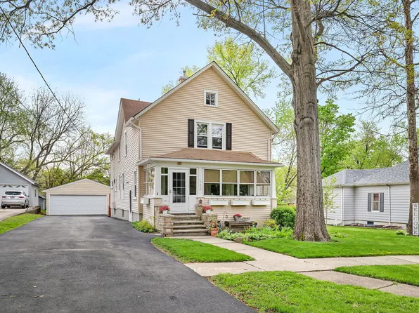 605 Vine St, Morris, IL 60450