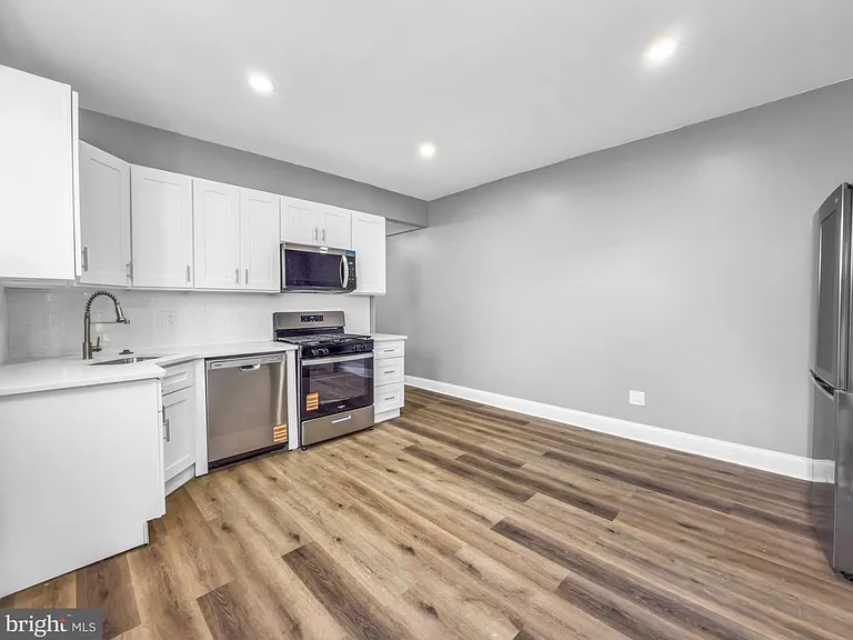 302 Jones Ave #1A — Photo 6