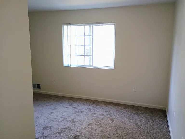 8936 Sheridan Rd #19 — Photo 33
