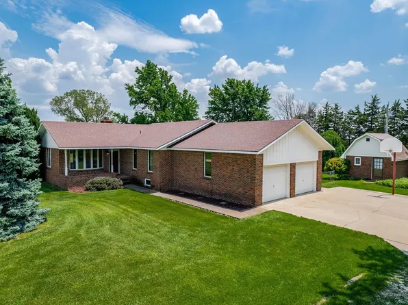501 E Allen St #421, Argonia, KS 67004