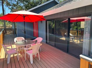 18990 Hummingbird Dr, Penn Valley, CA 95946