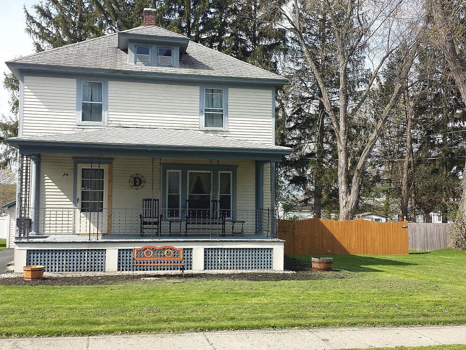 1st image of 74 Evergreen St