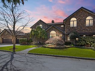 20 Bayview Ave, Islip, NY 11751