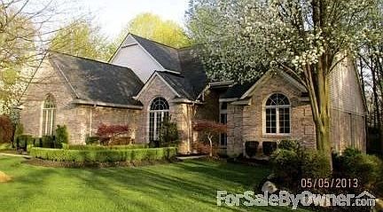 MUST SEE LANDSCAPING AND LIGHTS @ NIGHT