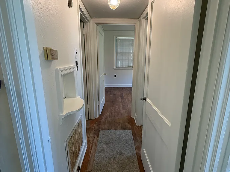 2804 Miller Ave — Photo 5
