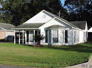 16164 N Galvez Ave, Prairieville, LA 70769