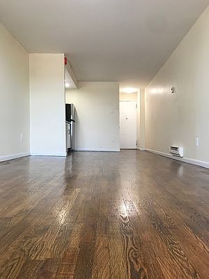 4th image of 27-05 Astoria Blvd #B1