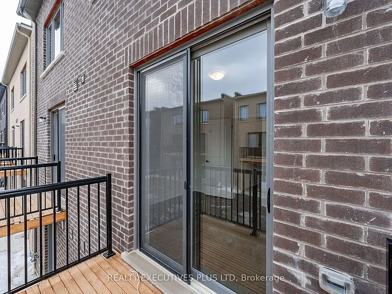 23 Blackstone St #MAIN — Photo 10