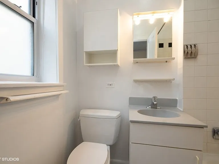 4002 N Kenmore Ave #3E — Photo 8