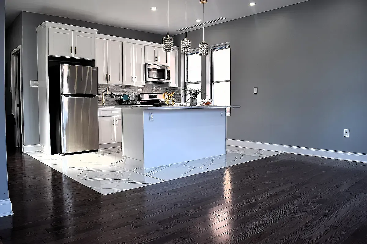 1364 East 38th Street — Photo 1