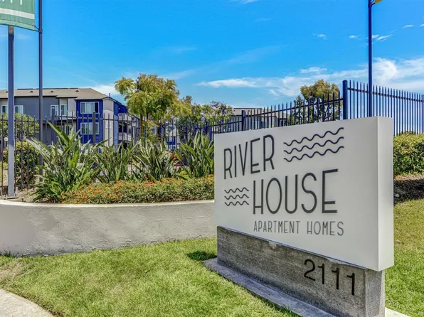 River House Apartments