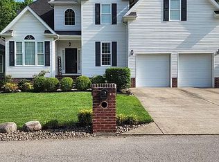 6189 Division Rd, Huntington, WV 25705