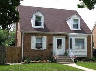 1373 Evergreen Ave, Des Plaines, IL