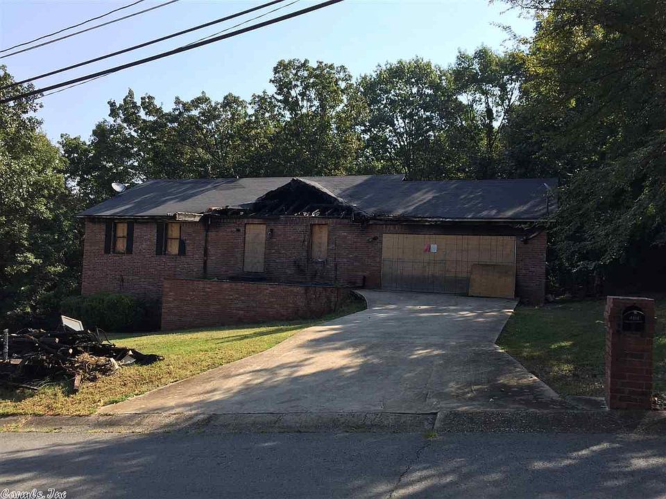 2nd image of 400 Valley View Dr
