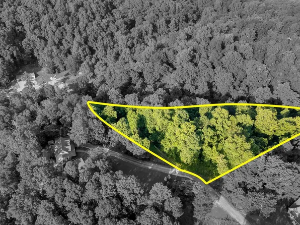 130 Shoals Overlook Dr, Florence, AL 35634