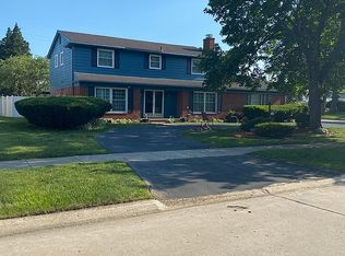 21205 Independence Dr, Southfield, MI 48076