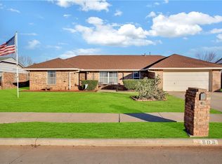 808 Windsor Dr, Altus, OK 73521