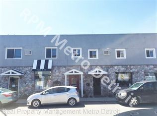 875 Wing St APT 4, Plymouth, MI 48170