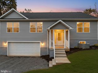 3281 Russel Run Rd, Locust Grove, VA 22508