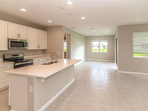 5th image of 2509 W End Dr