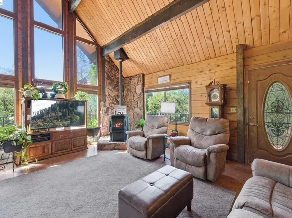 22555 S Fork Rd, Sonora, CA 95370