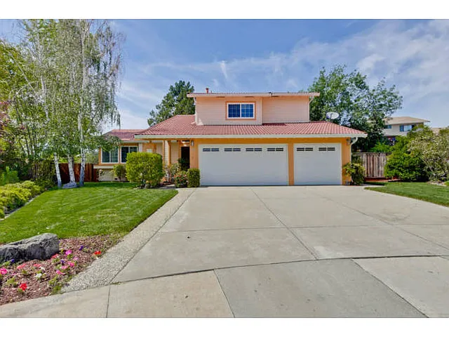 3005 Lucas Ct photo 1