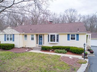 79 Robinson Rd, West Springfield, MA 01089