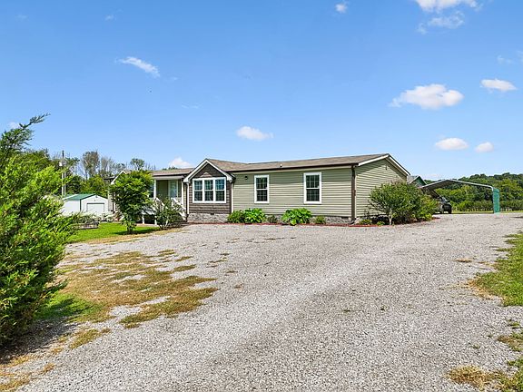 5th image of 475 Edwards Rd